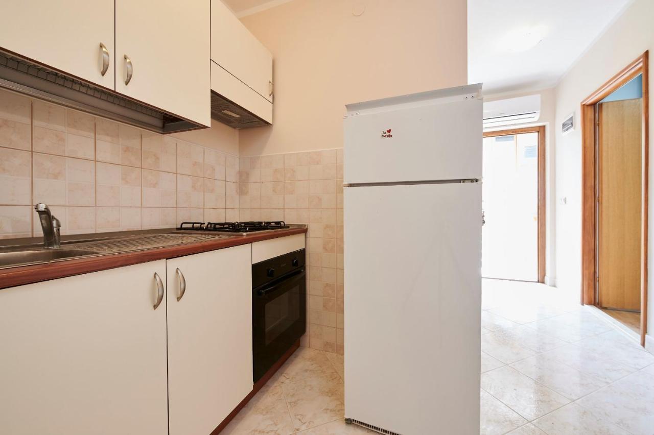 Ćutan Apartment Trogir Bagian luar foto