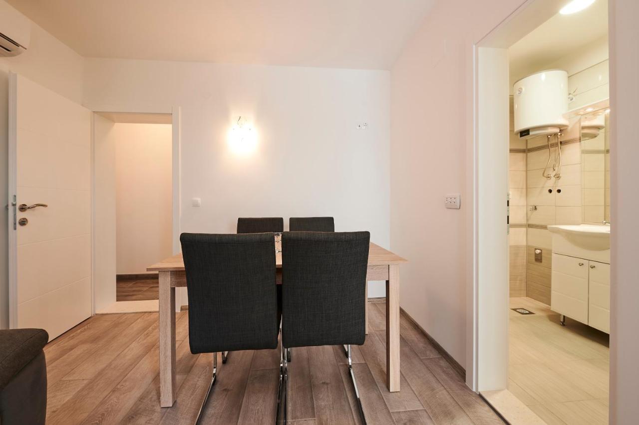 Ćutan Apartment Trogir Bagian luar foto