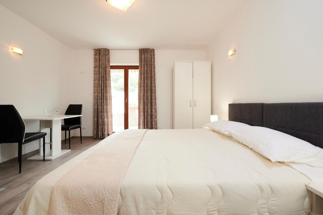 Ćutan Apartment Trogir Bagian luar foto