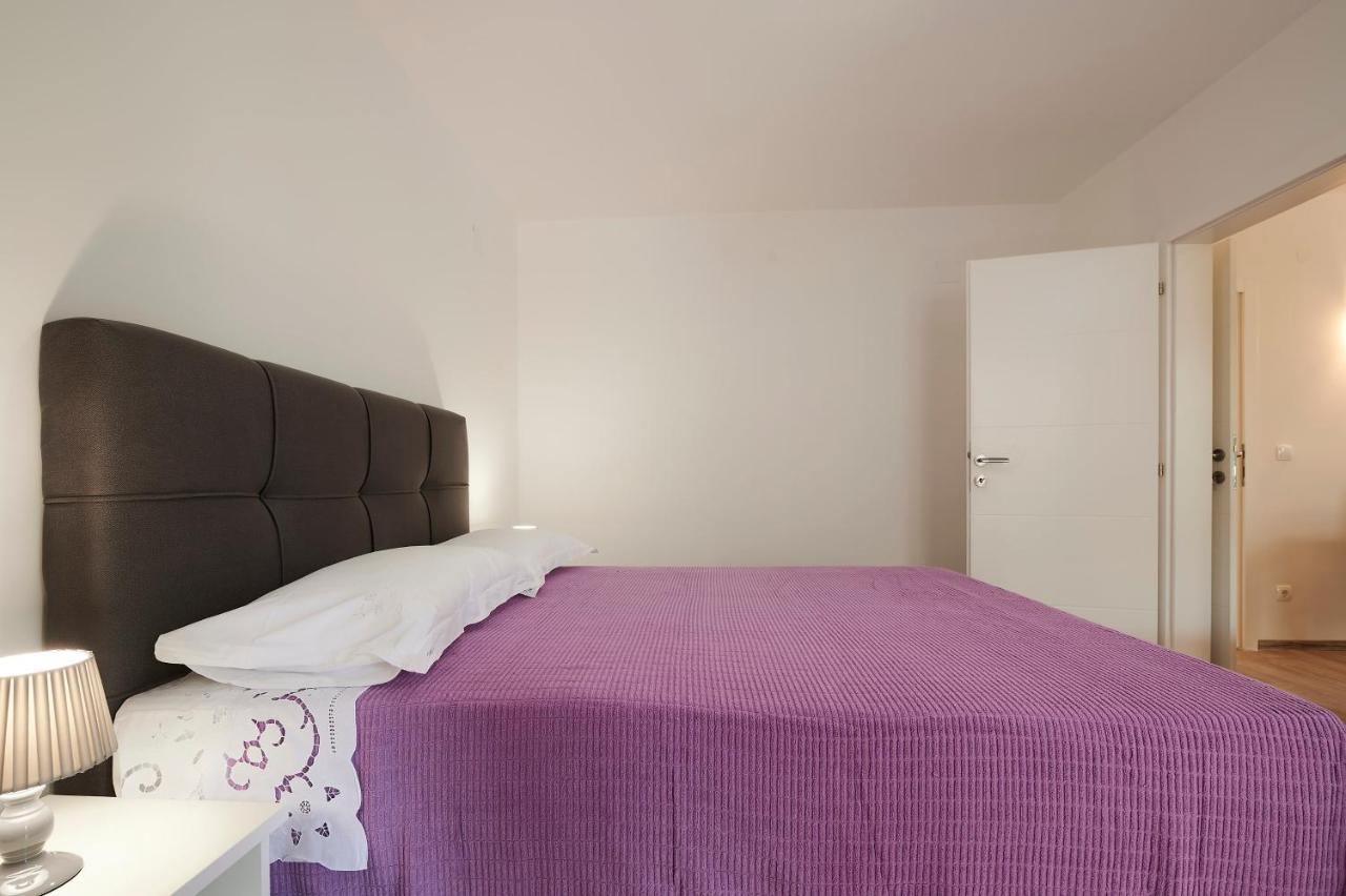 Ćutan Apartment Trogir Bagian luar foto
