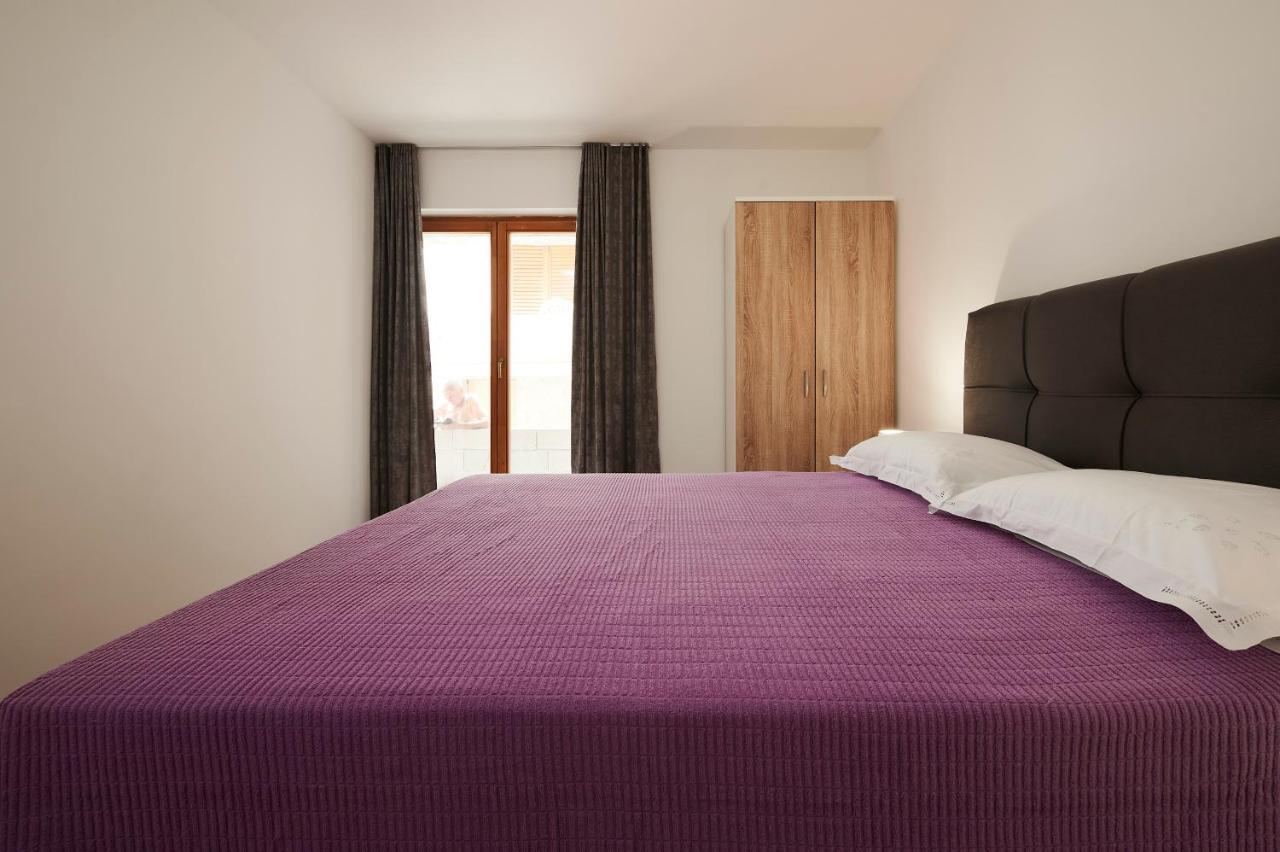 Ćutan Apartment Trogir Bagian luar foto